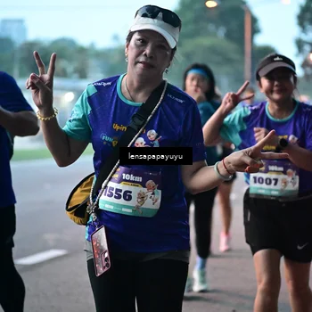 Runner Photo 8304395