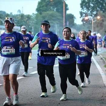 Runner Photo 8304419