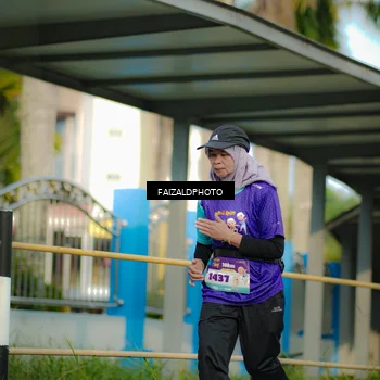 Runner Photo 8304427