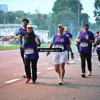 Runner Photo 8304432