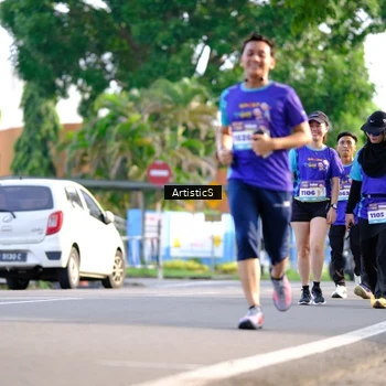 Runner Photo 8304445