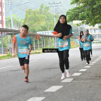 Runner Photo 8304457