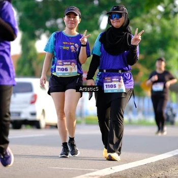 Runner Photo 8304463