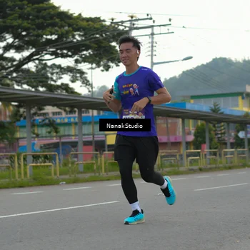 Runner Photo 8304470