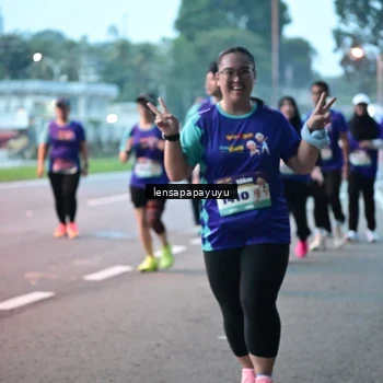 Runner Photo 8304472