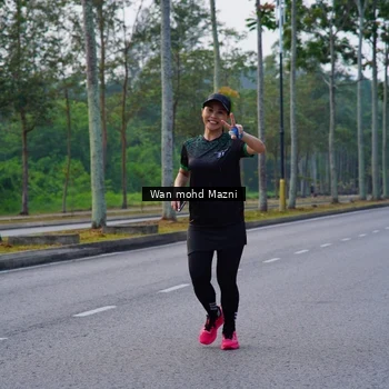 Runner Photo 8304475