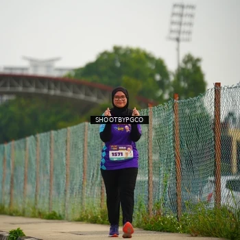 Runner Photo 8304498