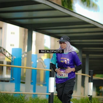 Runner Photo 8304501