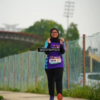 Runner Photo 8304512