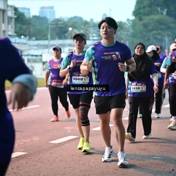 Runner Photo 8304526