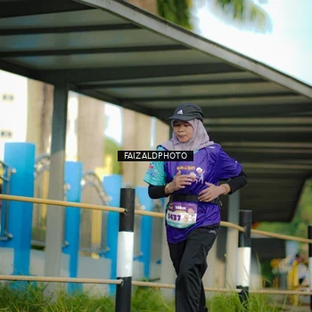 Runner Photo 8304540