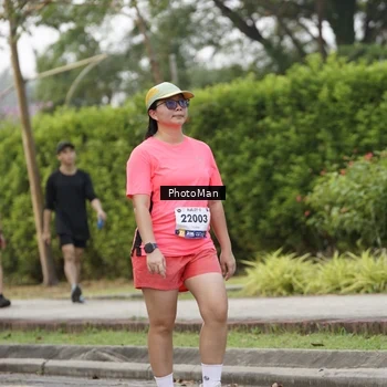 Runner Photo 8304541
