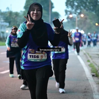 Runner Photo 8304542