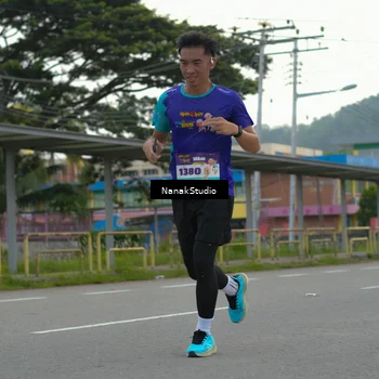 Runner Photo 8304568
