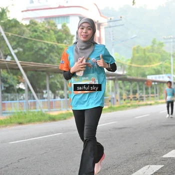 Runner Photo 8304572