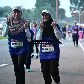 Runner Photo 8304578