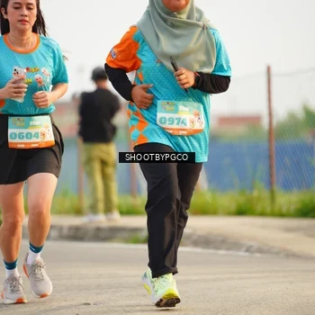 Runner Photo 8304594