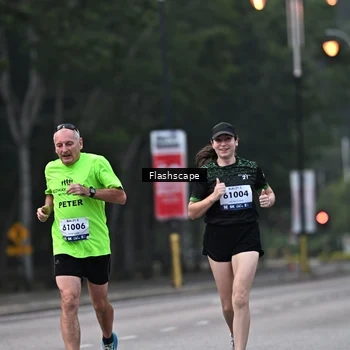 Runner Photo 8304636