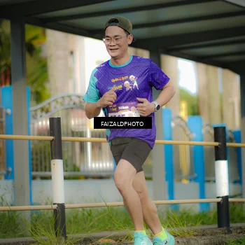 Runner Photo 8304653
