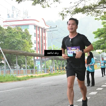 Runner Photo 8304663