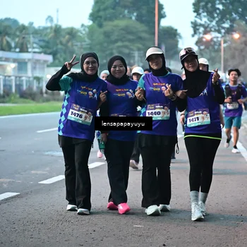 Runner Photo 8304674