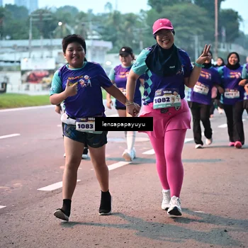 Runner Photo 8304679