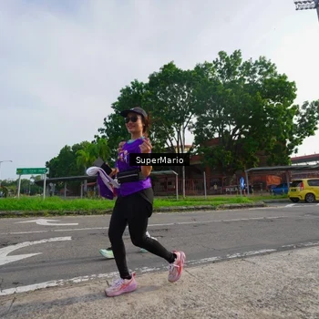 Runner Photo 8304685