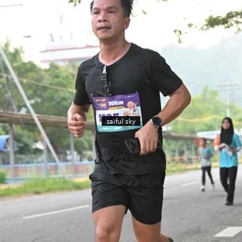 Runner Photo 8304686