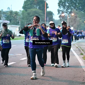 Runner Photo 8304691