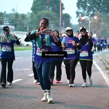 Runner Photo 8304700