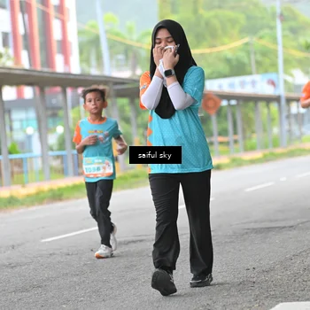 Runner Photo 8304702