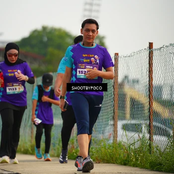 Runner Photo 8304708