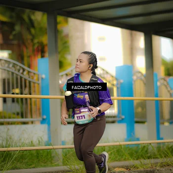 Runner Photo 8304710