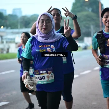 Runner Photo 8304730