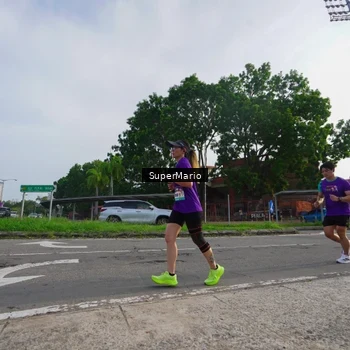 Runner Photo 8304737