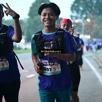 Runner Photo 8304747