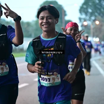 Runner Photo 8304754