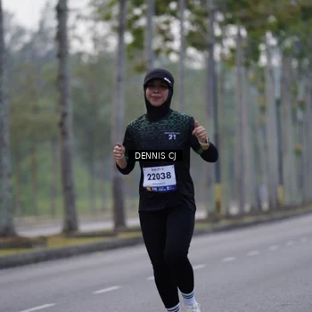 Runner Photo 8304756