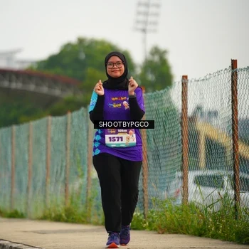 Runner Photo 8304759
