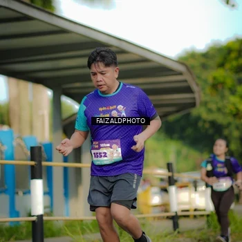 Runner Photo 8304775