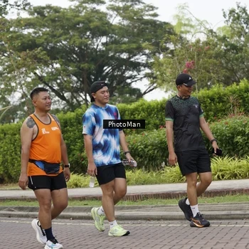 Runner Photo 8304784