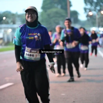 Runner Photo 8304791