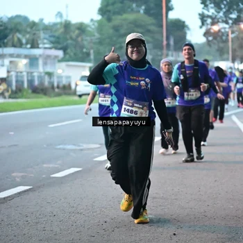 Runner Photo 8304793