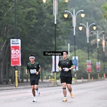 Runner Photo 8304799