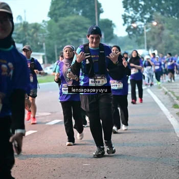 Runner Photo 8304809