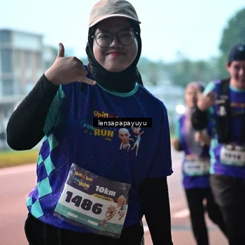 Runner Photo 8304811