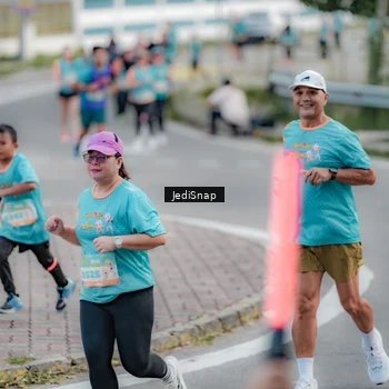 Runner Photo 8304827