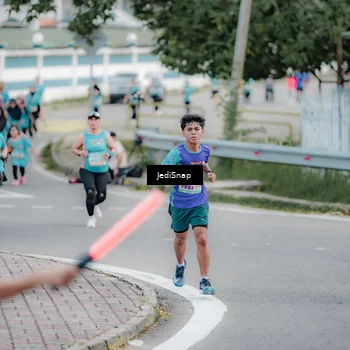 Runner Photo 8304853
