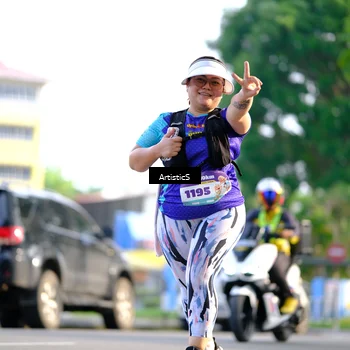 Runner Photo 8304864