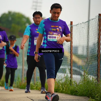 Runner Photo 8304876